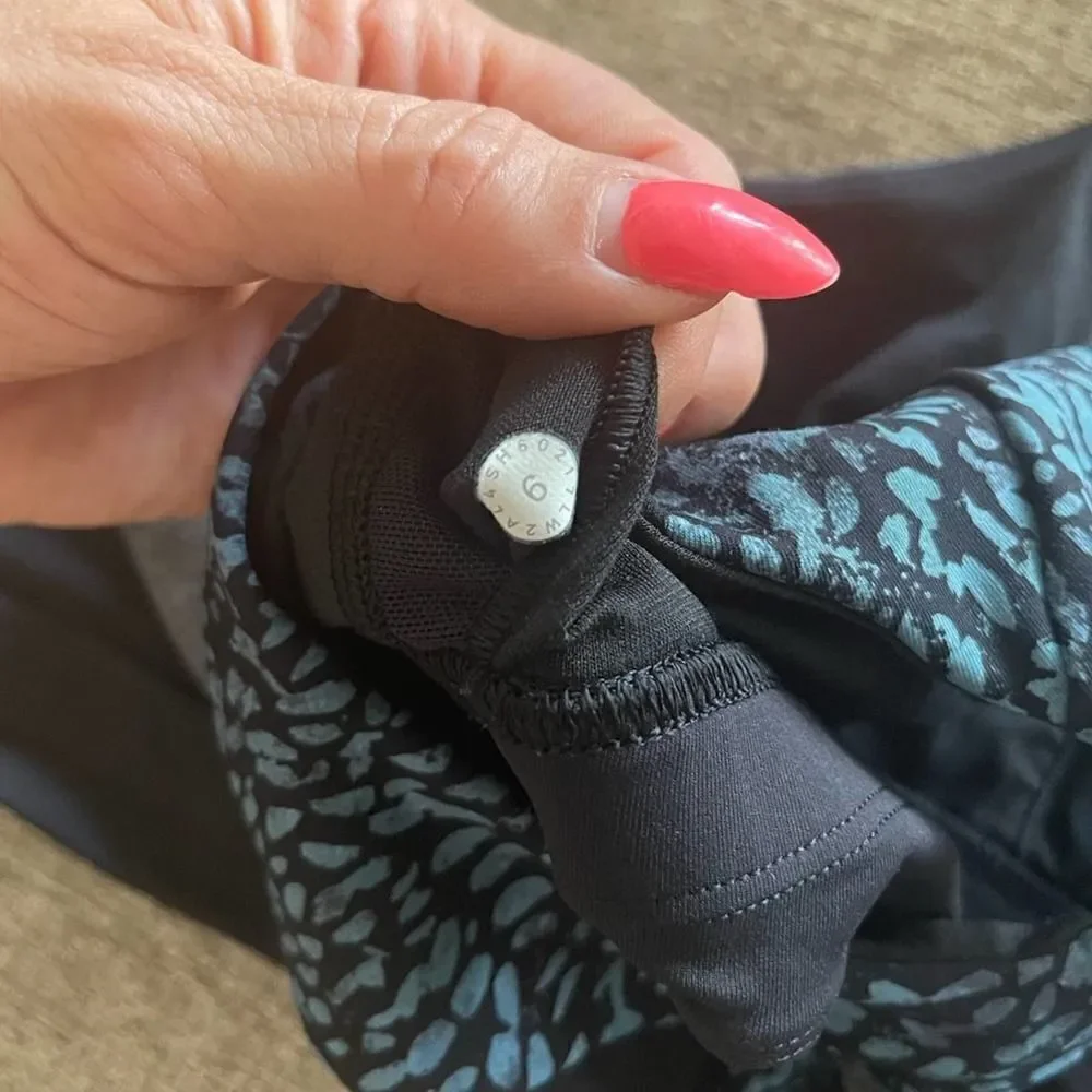 Lululemon Train Times Bra Illuminate Multi Black / Black size 6
